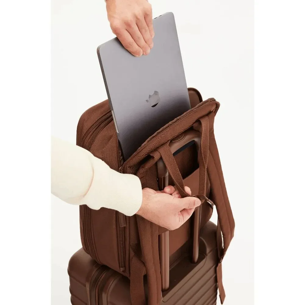 NWT BEIS The Expandable Backpack in Maple
